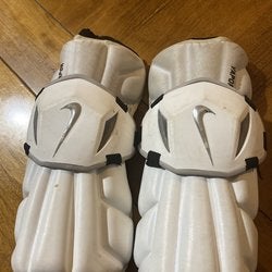 Used Large Nike Vapor Arm Pads