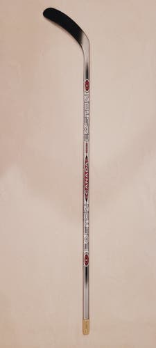 New & Limited Edition - Easton Syn RH (Sakic Blade) 2002 Olympic Canada Pro Stick - Signed Owen Nola