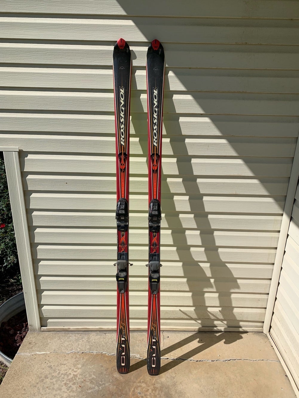 Rossignol Quick Cut 184” Skis With Bindings | SidelineSwap