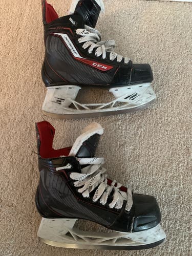 Used hockey skates jetspeed 260 size 4D