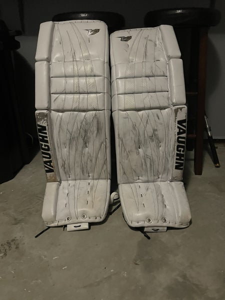 White Senior 34" Vaughn Velocity V7 Goalie Leg Pads