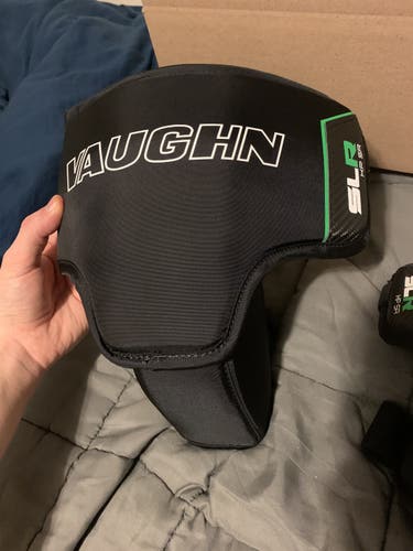 Vaughn SLR Goalie knee guards- Senior