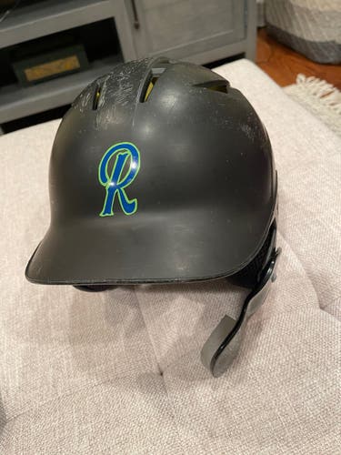 Black Used One Size Fits All Under Armour UABH2 Batting Helmet
