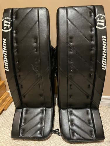 Black Used Senior 33 +1.5" Warrior Ritual G4 Goalie Leg Pads