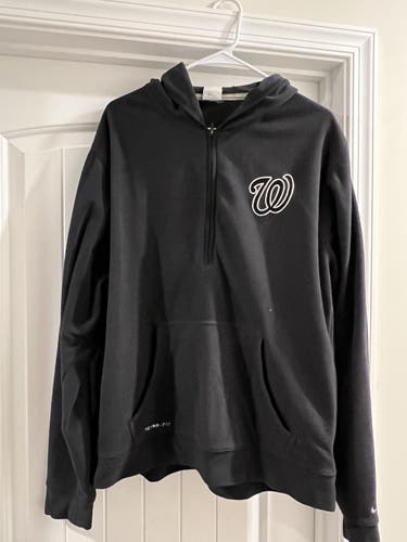 Washington Nationals Nike 1/4 Zip Hoody And 4 Golf Shirts