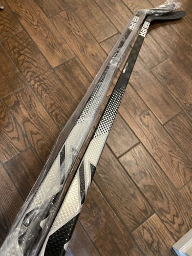 2 Pack Bauer Pro Stock Silver Nexus Geo Hockey Stick P28 82 Flex