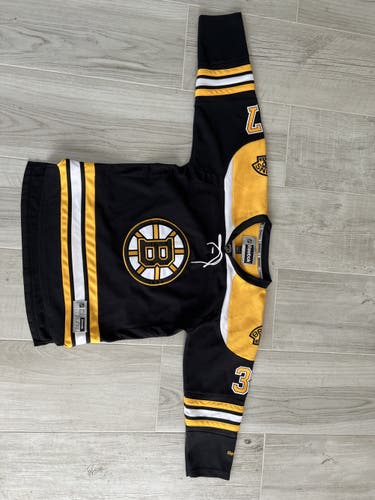 Black Unisex Large Reebok Jersey