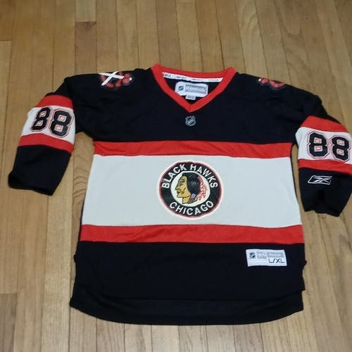 REEBOK CHICAGO BLACKHAWKS HOCKEY JERSEY PATRICK KANE YOUTH L/XL 16/18