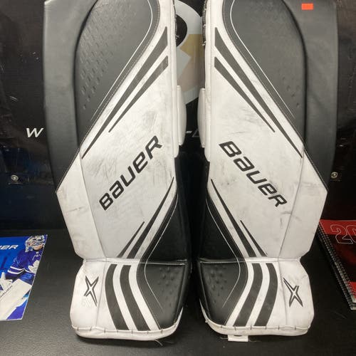 Black Used 31" Bauer Vapor 2X  Goalie Leg Pads