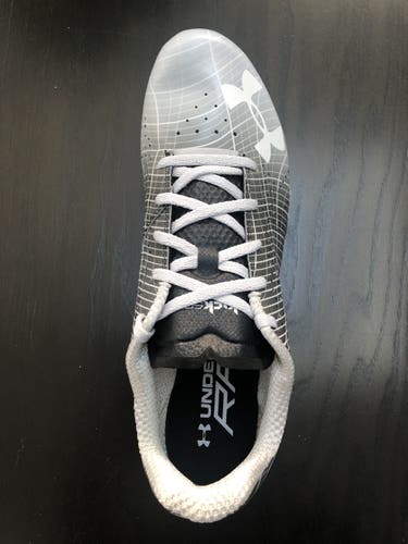 BRAND NEW Black/white Adult New Men's Size Men's 10.5 (W 11.5) Detachable Cleats Under Armour Cleats
