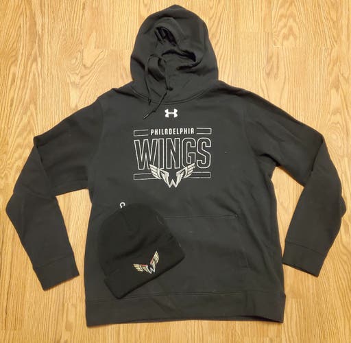 Wings Hoodie and Tuque Bundle