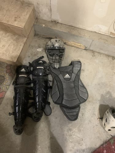 Youth Adidas Catcher's Set