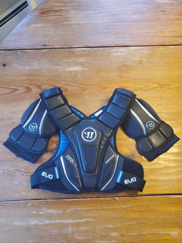 LN Warrior Evo Pro HitLyte Shoulder Pads - Medium