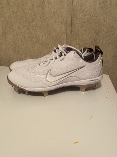NIKE LUNAR HYPERDIAMOND 2 PRO METAL Womens Softball/Baseball Cleats White 8.5