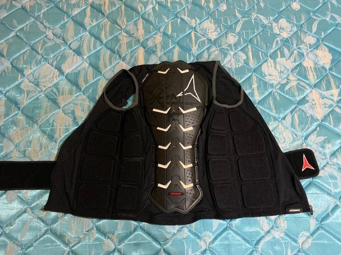 Used Med/Large Atomic Live Shield Max Vest Top Body Armor (Like New)