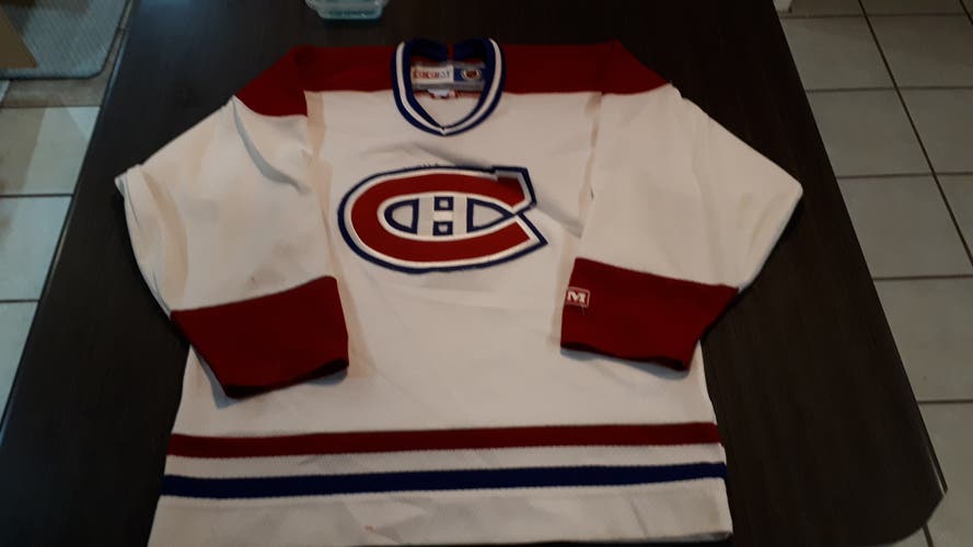 Vintage Montreal Canadiens White Youth XL CCM Jersey