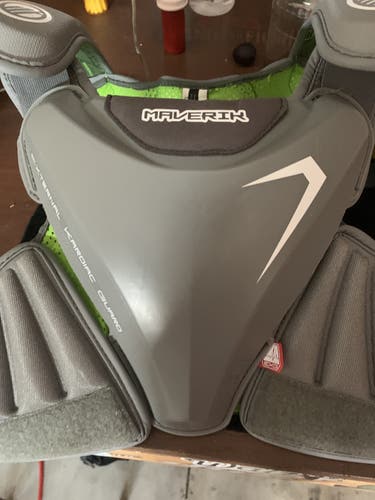 Used Large Maverik Shoulder Pads