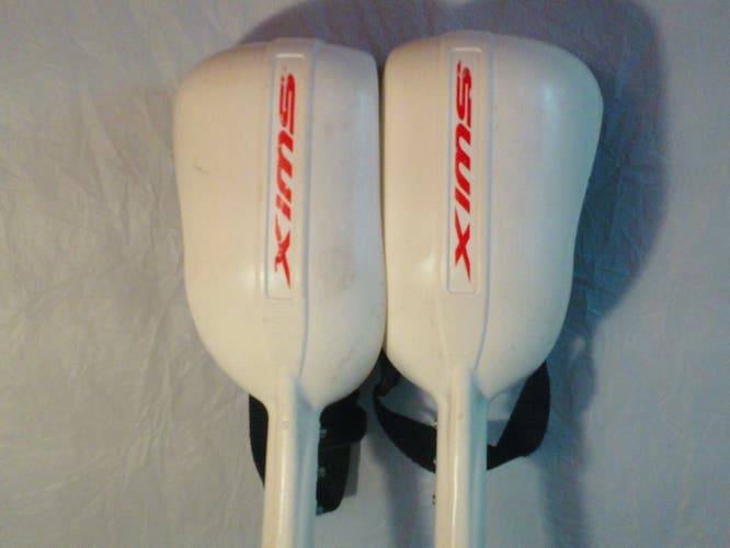 Swix Jr SL Poles with FULL Hand Guards 110cm/43” and Spyder 14" Shin Guards