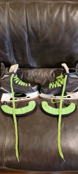 Senior Used Bauer Supreme S140 Hockey Skates Wide Width Size 7