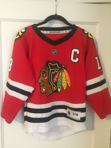 Jonathon Toews NHL Chicago Blackhawks #19 Home Red Jersey Size Youth S/M