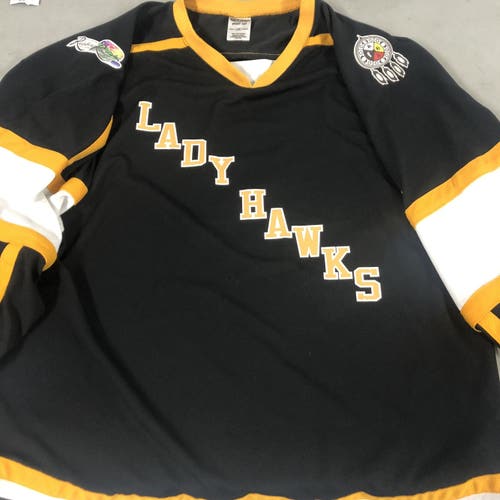 Lady Hawks Large hockey jersey (FREE SHIPPING)
