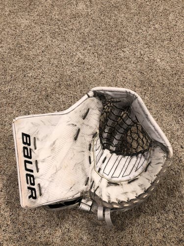 Used Bauer supreme 2s pro glove