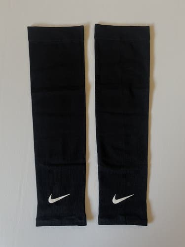NEW Black Nike Arm Sleeve - Pair