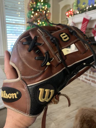 Used Infield 11.75" A2000 Baseball Glove