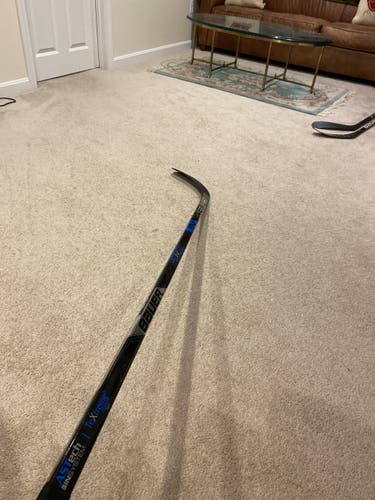 Senior Right Handed  Nexus 1N Hockey Stick