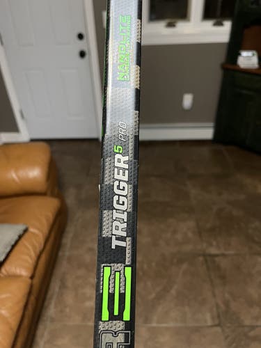 New CCM Right Handed Ribcor Trigger 5 Pro Hockey Stick
