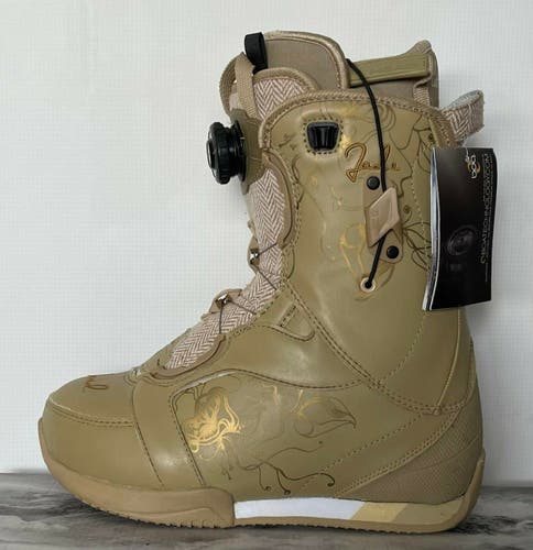 New Women's Size 8.0 HEAD Snowboard Boots Adjustable Flex All Mountain