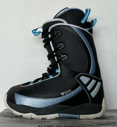 New Women's Size 10 Snowboard Boots Medium Flex All Mountain