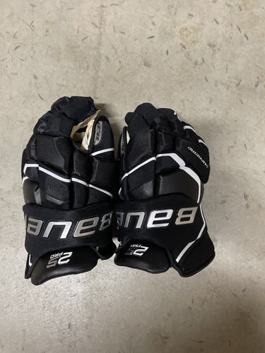 Black Used Senior Bauer Supreme 2S Pro Gloves 14"