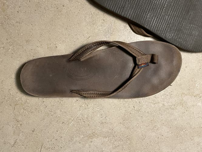 Brown Unisex Size 7.0 (Women's 8.0)  Sandals
