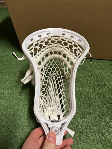White Used Attack & Midfield Strung Kinetik 2.0 Head