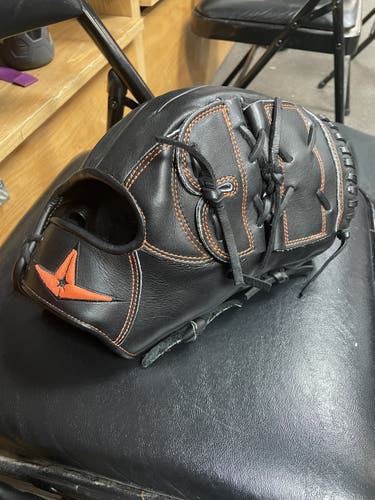 New All Star Right Hand Throw Baseball Glove 12"