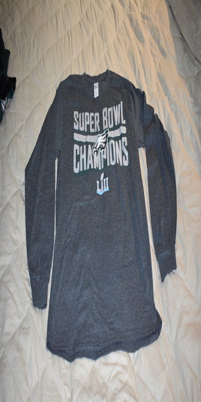 Philadelphia Eagles Volt Men's Nike Dri-FIT NFL Long-Sleeve T-Shirt.