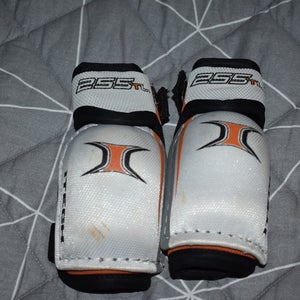 Itech 225TL Lil Rookie Hockey Elbow Pads, Youth Small - Great Condition!