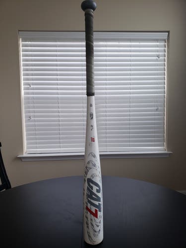 Used Marucci CAT 7 Bat (-8) 22 oz 30"