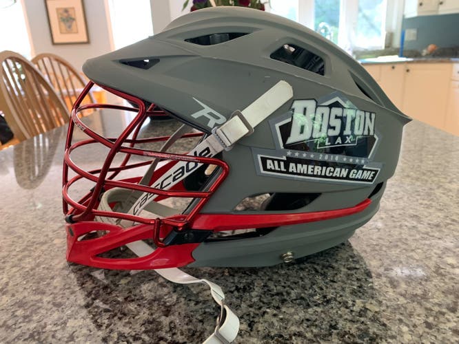 Gray Adult Player's Cascade R Helmet