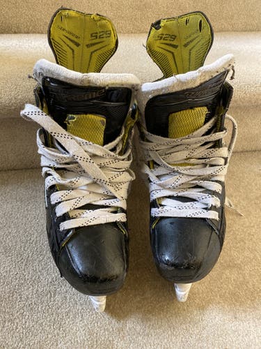 Used Bauer Regular Width  Size 8 Supreme S29 Hockey Skates