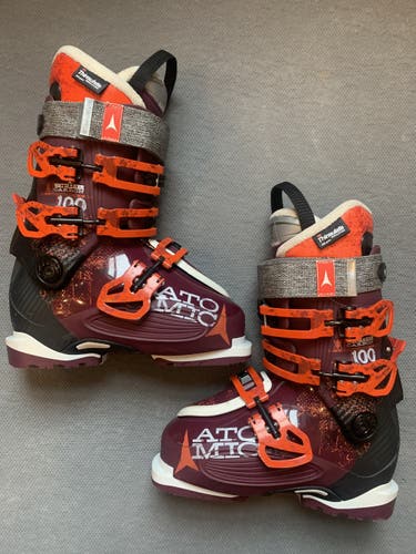 Atomic  Waymaker 100 Carbon Ski Boots with Walk Mode -  Women's 22.5  - Used