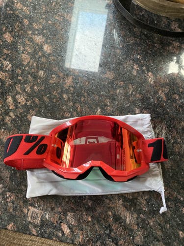 New Strata 2 100% Motocross Goggles