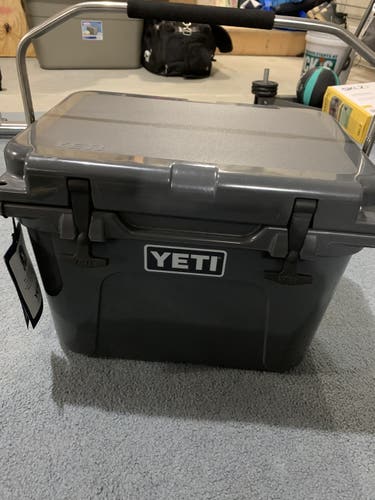 New Yeti Roadie Cooler