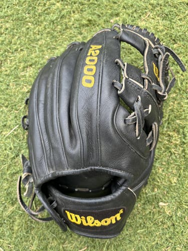 Black Used Kid Pitch (9YO-13YO) Infield Wilson A2000 Baseball Glove 11.5"