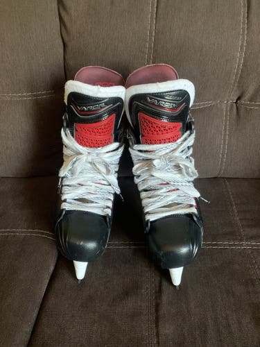 Senior Used Bauer Vapor 1X Hockey Skates Regular Width Size 7