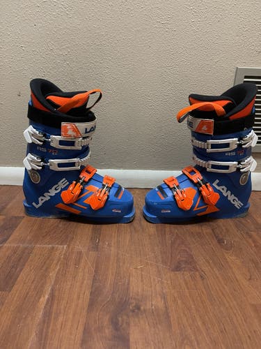Lange 24.5 Junior RS 70 ski boots