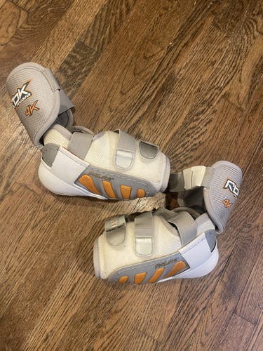 Classic RBK 6K Hockey Elbow Pads