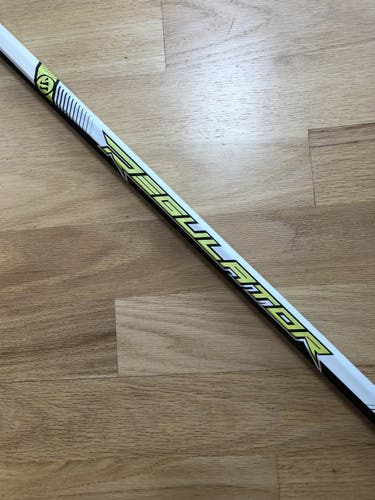 Warrior Regulator Max Pro defensive shaft - like new