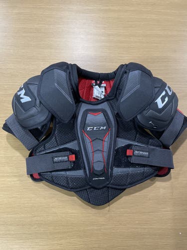CCM control shoulder pads Sr Medium